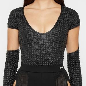 Vegan Leather popcorn cut out bodysuit black ⚫️